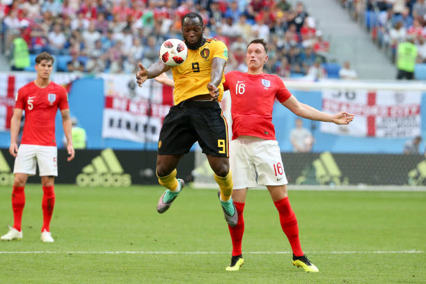 她在公益和 她在公益和